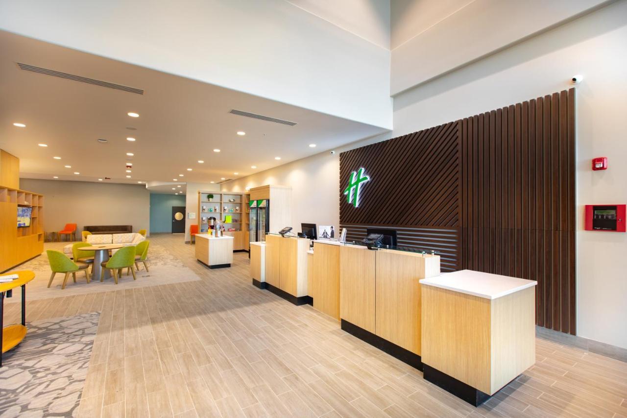 Holiday Inn - Kansas City - Northeast By Ihg Bagian luar foto