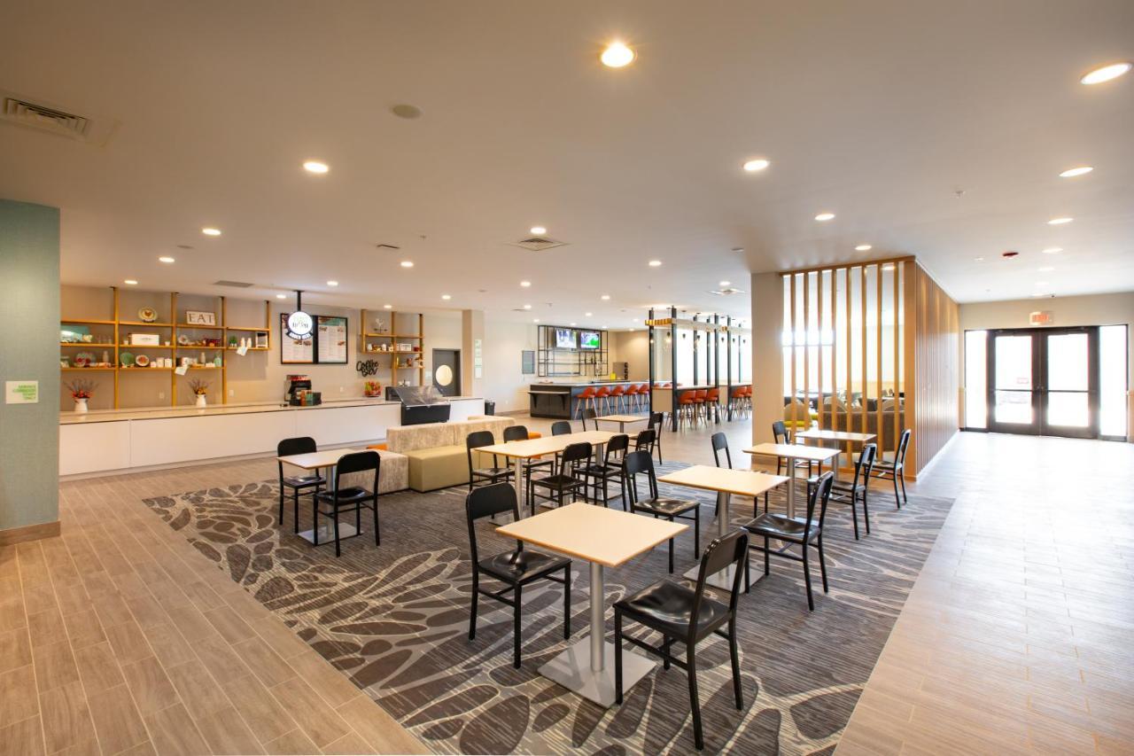 Holiday Inn - Kansas City - Northeast By Ihg Bagian luar foto