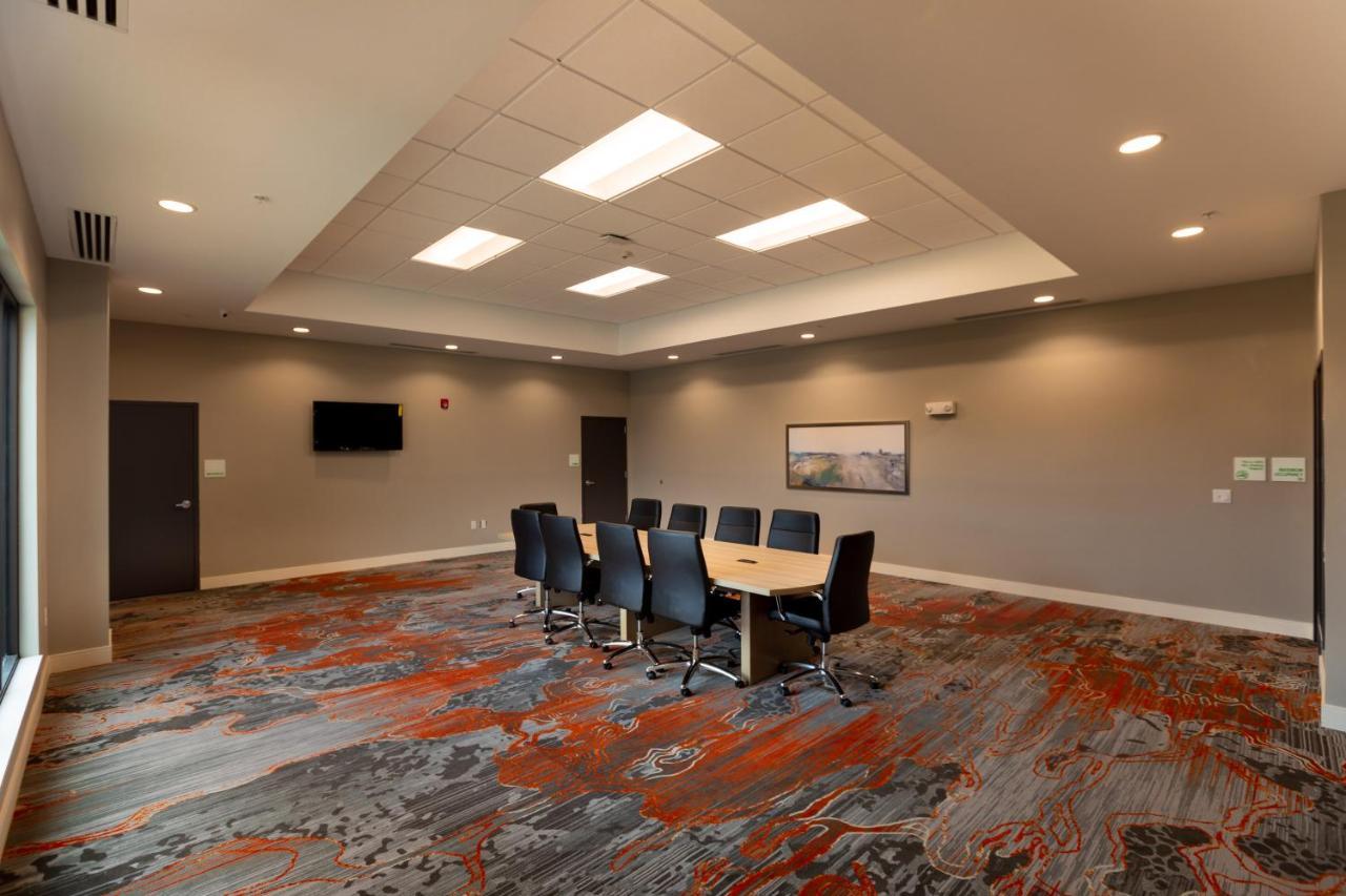 Holiday Inn - Kansas City - Northeast By Ihg Bagian luar foto