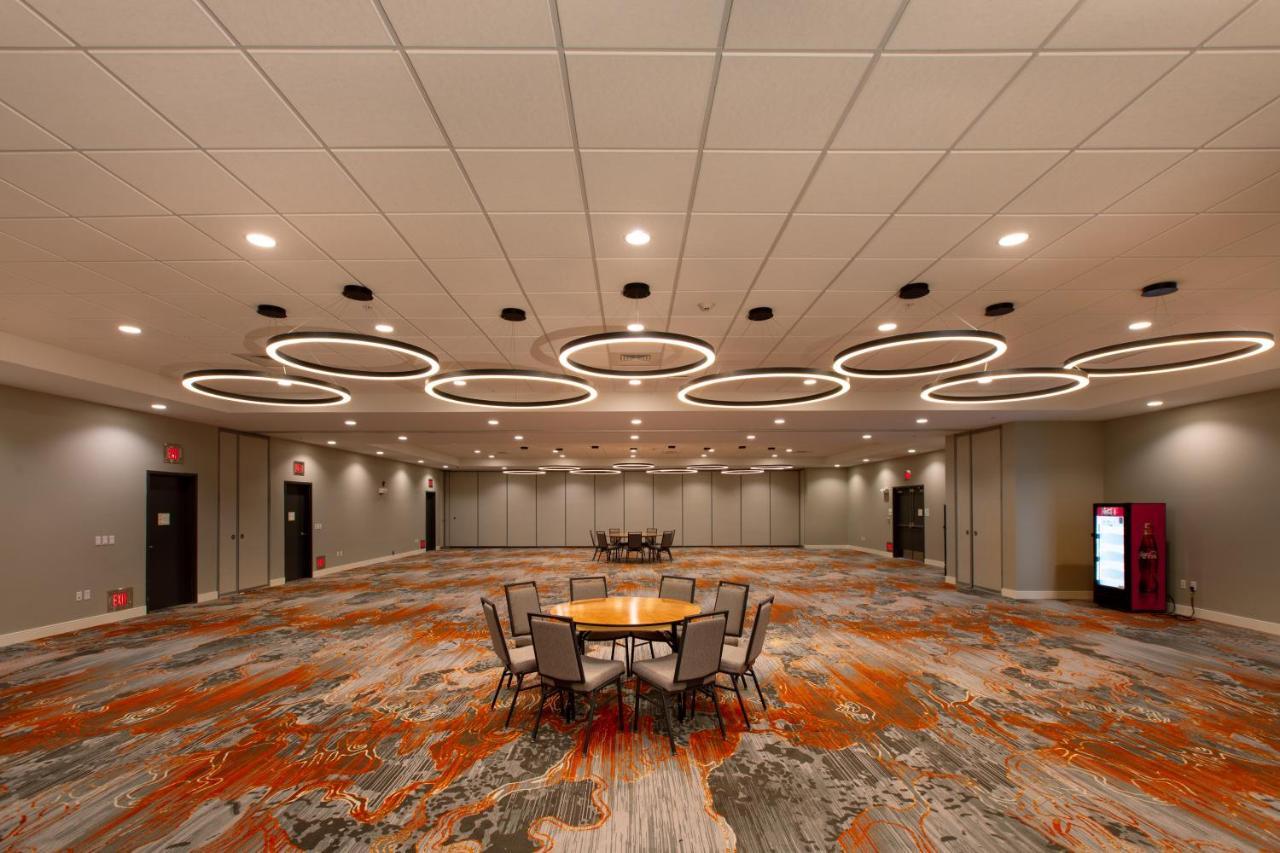 Holiday Inn - Kansas City - Northeast By Ihg Bagian luar foto